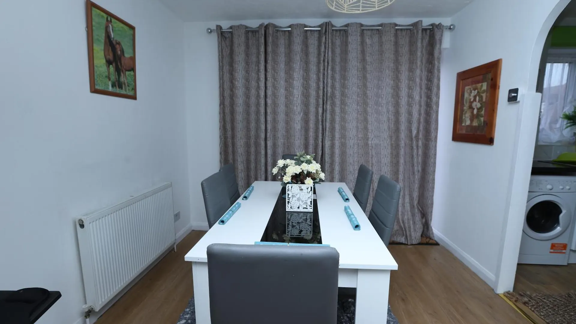Beautiful 4 Bed House In Cul-De-Sac Villa Erith Holiday home