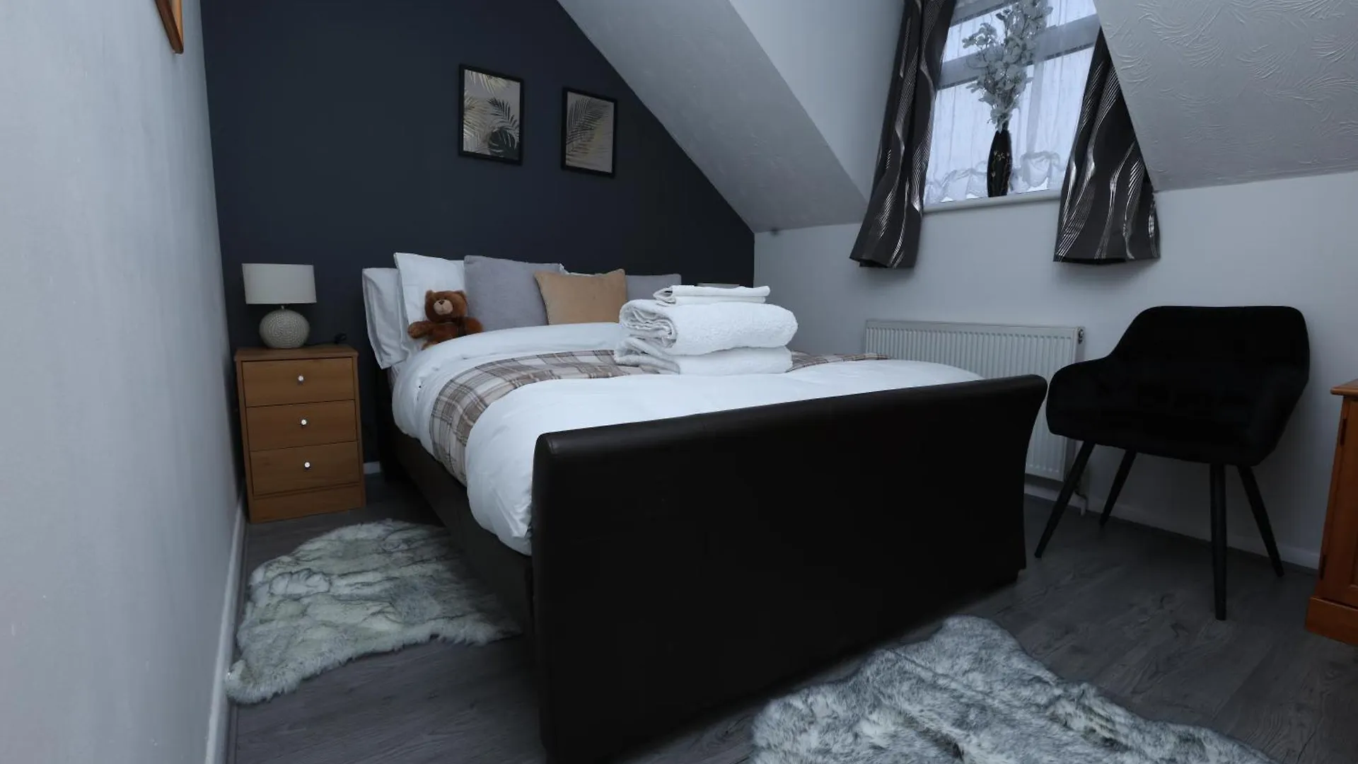 Holiday home Beautiful 4 Bed House In Cul-De-Sac Villa Erith United Kingdom